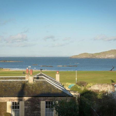 Benholm -Stunning 3-Bed Apartment In North Berwick Bagian luar foto